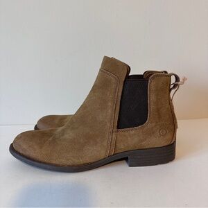 NEW Born Laney Chelsea Distressed Rust/Tobacco Suede Womens Booties, Sz 10M